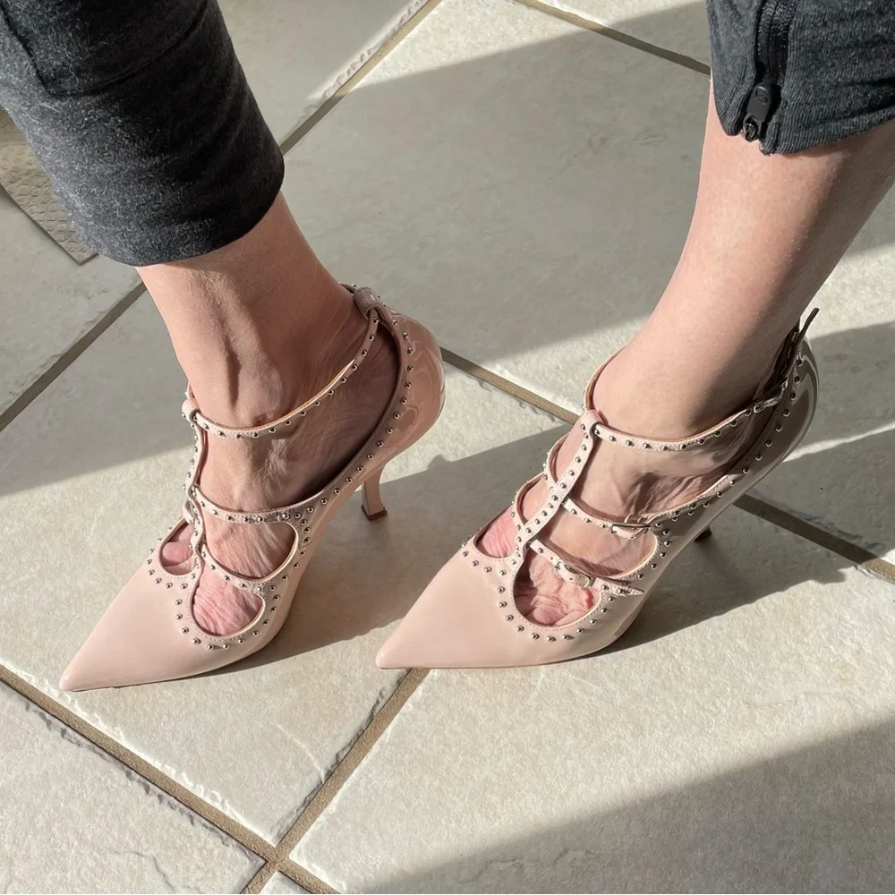 Givenchy Nude Pink Patent-Leather Heels Excellent Condition - Picture 5 of 12